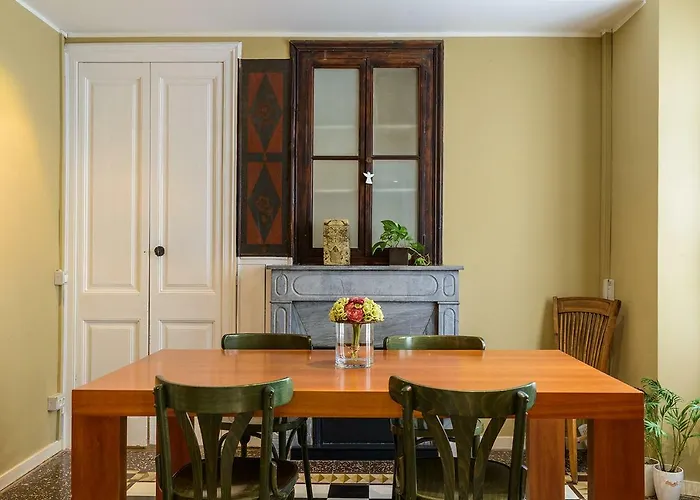 Apg Espais Rambla Apartman